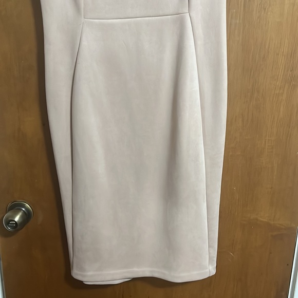 Calvin Klein Ruffle Sleeve Sheath Dress Petal Pink  8 - Picture 4 of 7